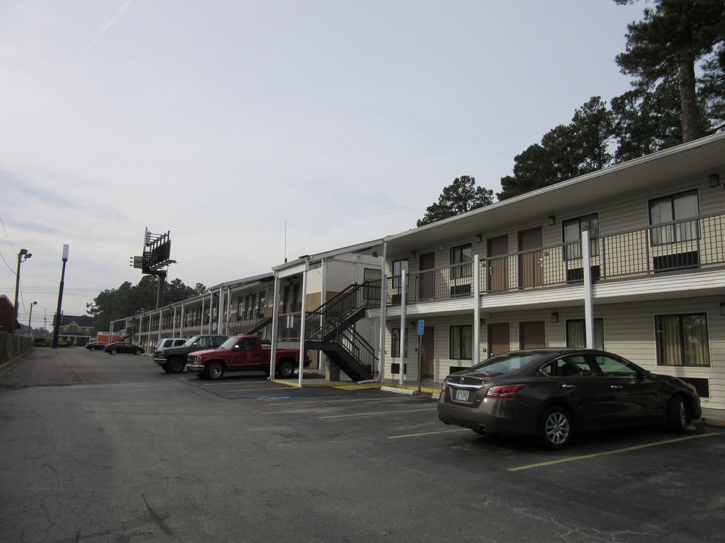 Heritage Inn Augusta Exterior photo